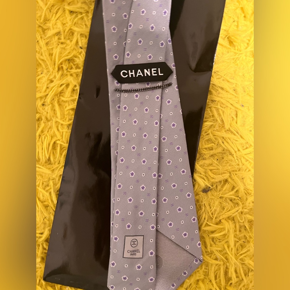 Chanel Lilac Floral Monogram Tie with Envelope